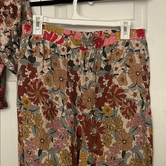 Floral Matching Set - Picture 5 of 8